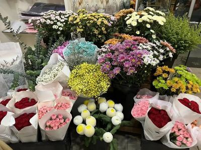 粵菜酒樓包廂一席難求背后 禮品花卉銷售熱潮涌動